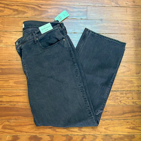 Abercrombie & Fitch - The 90's Relaxed High Rise Jean - Size: 34/18 R- Like New - Picture 4 of 6